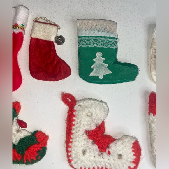 Vintage Lot of 7 Mini Holiday Christmas Stockings Ornaments Crochet Handmade - Picture 7 of 9